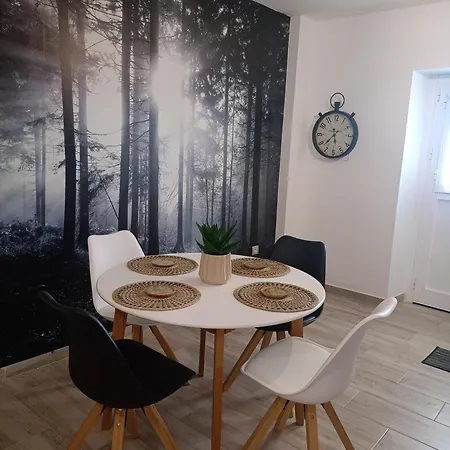 Apartment La Lunita *